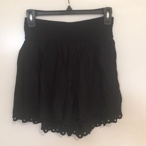 American Eagle Black Ruffle Shorts